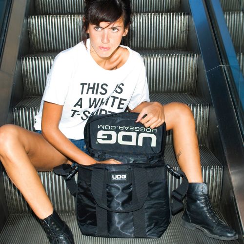 Сумка для для виниловых пластинок UDG Ultimate StarterBag Black/White Logo